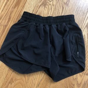 Lululemon Tracker Short “4
